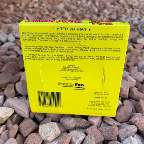 A Vintage Fun Talking Time Watch of Minnie - Picture 3 of 6